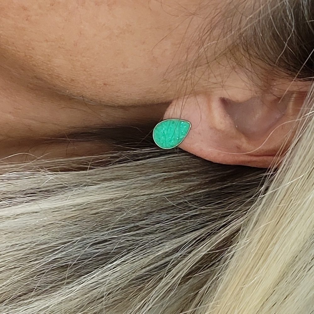TEAL DRUZY STUD EARRINGS